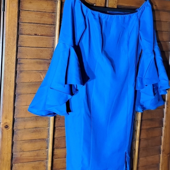 Venus A-Line🎄 - Picture 3 of 5